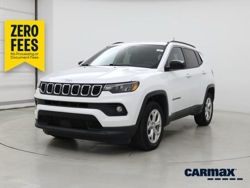 White 2024 Jeep Compass Latitude