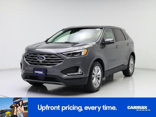 Gray 2022 Ford Edge Titanium