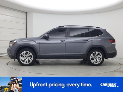 Gray 2021 Volkswagen Atlas SE w/Tech