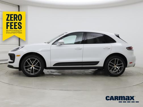 White 2023 Porsche Macan