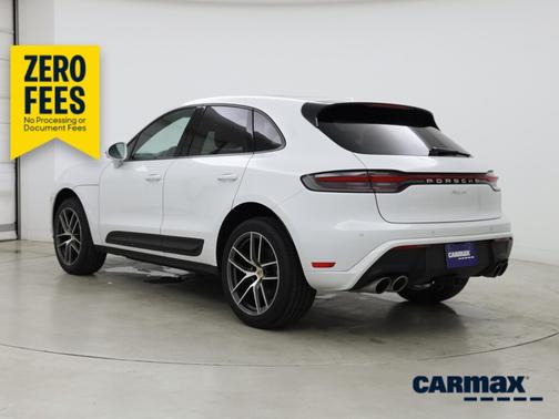 White 2023 Porsche Macan