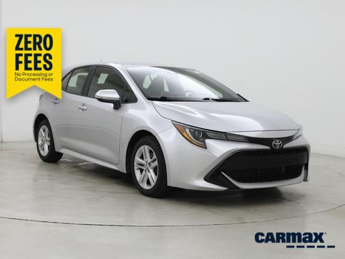 Silver 2022 Toyota Corolla Hatchback SE