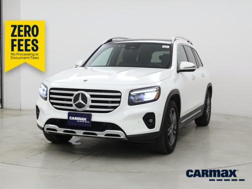White 2024 Mercedes-Benz GLB 250