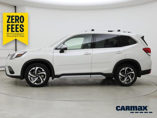 White 2022 Subaru Forester Touring