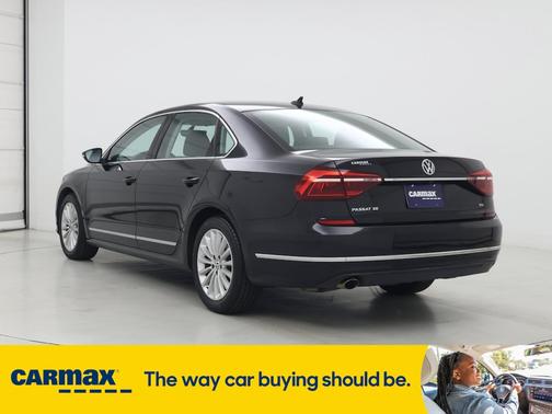 2017 Volkswagen Passat SE