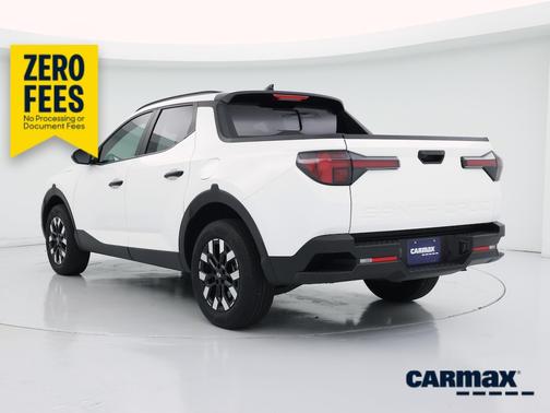 White 2025 Hyundai SANTA CRUZ SEL