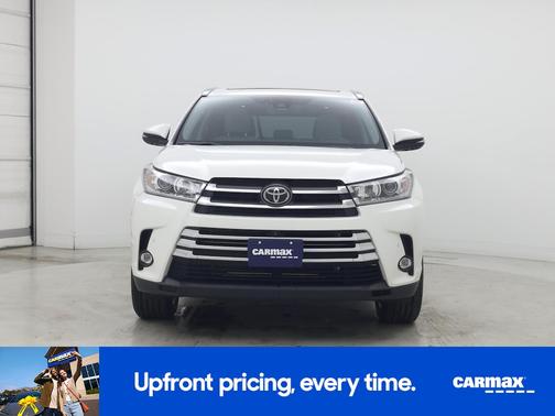 White 2019 Toyota Highlander Limited Platinum