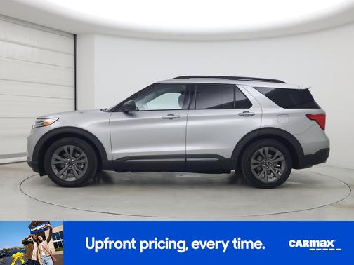 Silver 2021 Ford Explorer XLT
