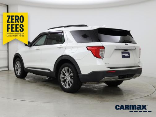 White 2020 Ford Explorer XLT
