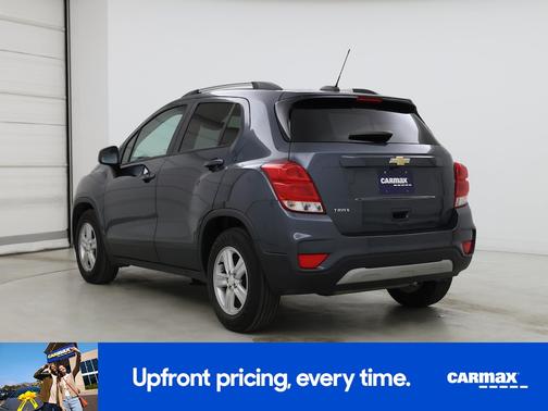 Gray 2022 Chevrolet Trax LT