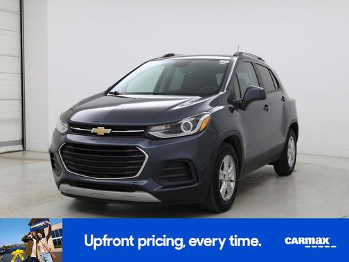 Gray 2022 Chevrolet Trax LT