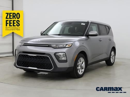 Gray 2022 Kia Soul LX