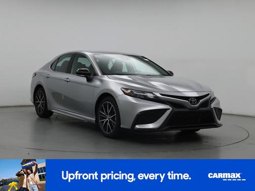Silver 2024 Toyota Camry SE