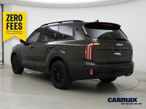 Green 2024 Kia Telluride SX