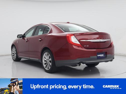 Red 2016 Lincoln MKS
