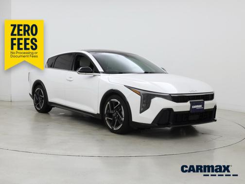 White 2025 Kia K4 GT-Line