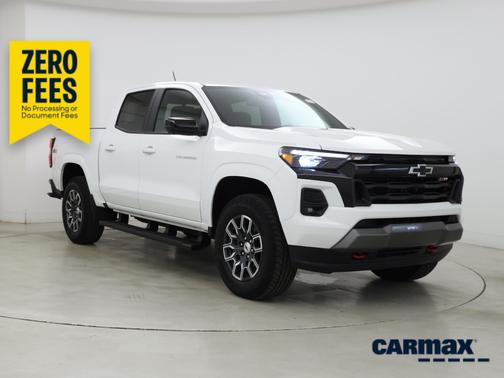 White 2024 Chevrolet Colorado Z71