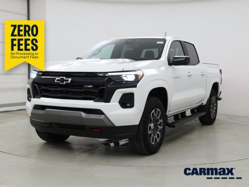 White 2024 Chevrolet Colorado Z71