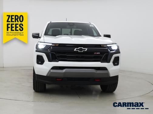 White 2024 Chevrolet Colorado Z71