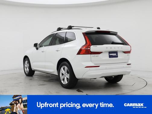 2022 Volvo XC60 B5 Momentum