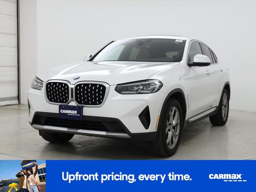 White 2023 BMW X4 XDrive30i