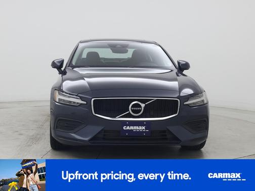 Blue 2020 Volvo S60 T6 Momentum
