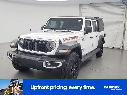 White 2025 Jeep Gladiator Sport