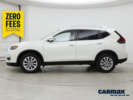 White 2020 Nissan Rogue SV