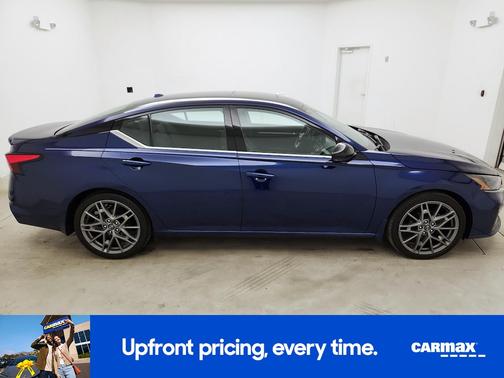 2023 Nissan Altima SR