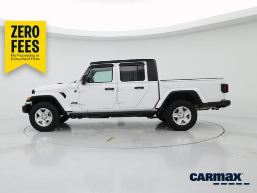 White 2022 Jeep Gladiator Sport S