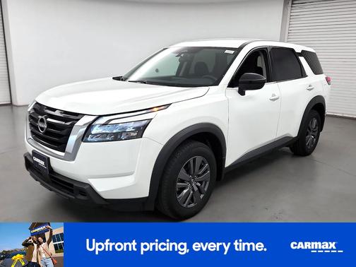 2024 Nissan Pathfinder S