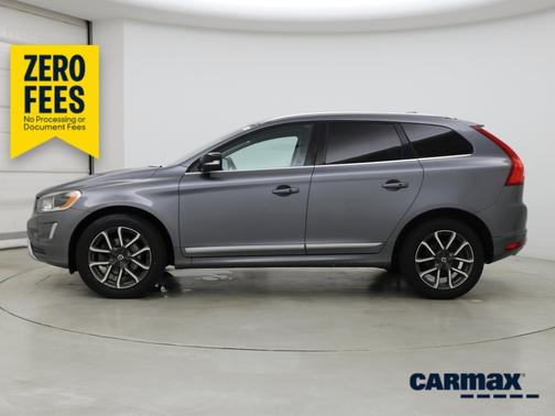 Gray 2017 Volvo XC60 T6 Dynamic