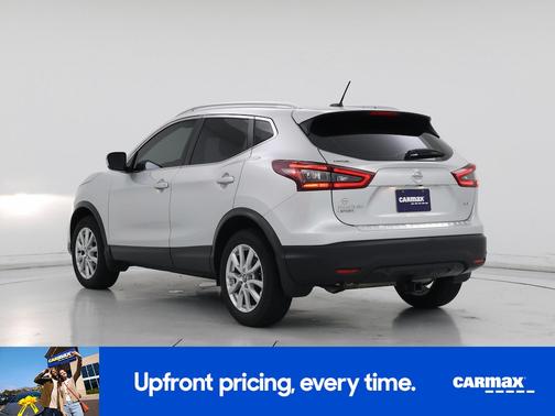 Silver 2022 Nissan Rogue Sport SV
