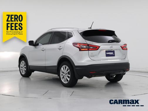 Silver 2022 Nissan Rogue Sport SV