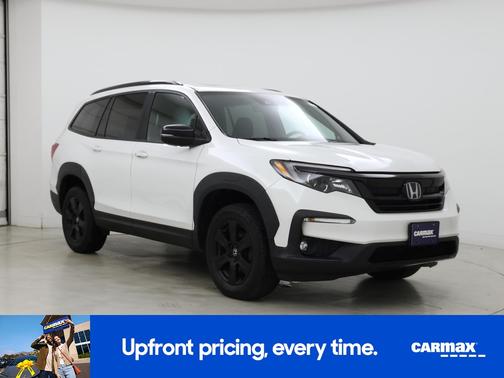 White 2022 Honda Pilot Trailsport