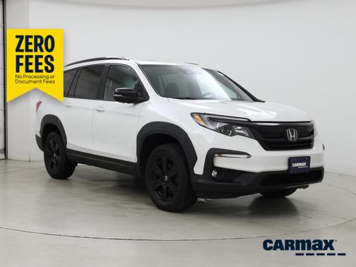 White 2022 Honda Pilot Trailsport