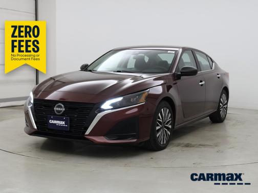 Burgundy 2024 Nissan Altima SV