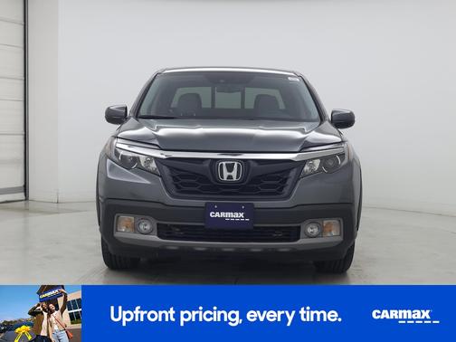 Gray 2017 Honda Ridgeline RTL-E