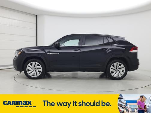 2023 Volkswagen Atlas Cross Sport SE w/Tech