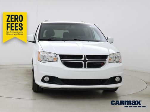 White 2017 Dodge Grand Caravan SXT