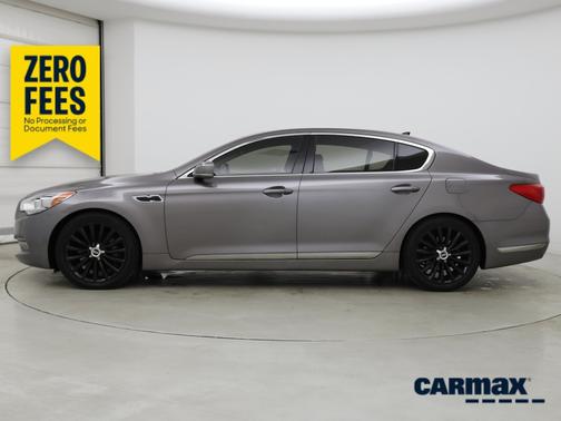 Gray 2015 Kia K900 Luxury
