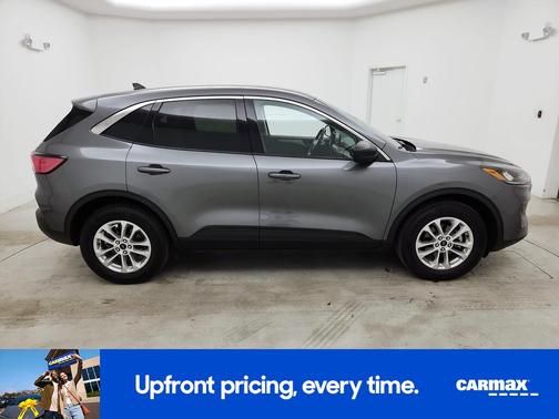 Gray 2022 Ford Escape SE