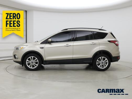 Tan 2018 Ford Escape SE