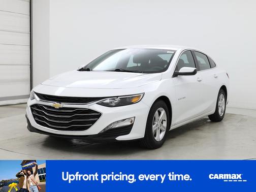 White 2023 Chevrolet Malibu 1LT