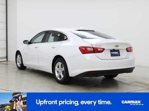 White 2023 Chevrolet Malibu 1LT