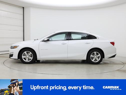 White 2023 Chevrolet Malibu 1LT