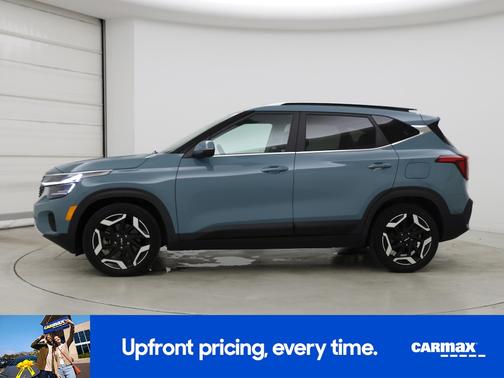 Blue 2024 Kia Seltos SX