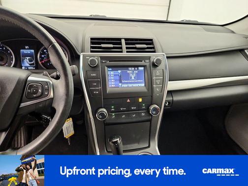Black 2015 Toyota Camry SE