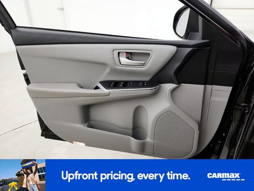 Black 2015 Toyota Camry SE