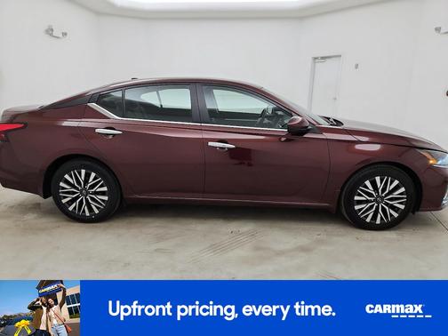 2023 Nissan Altima SV